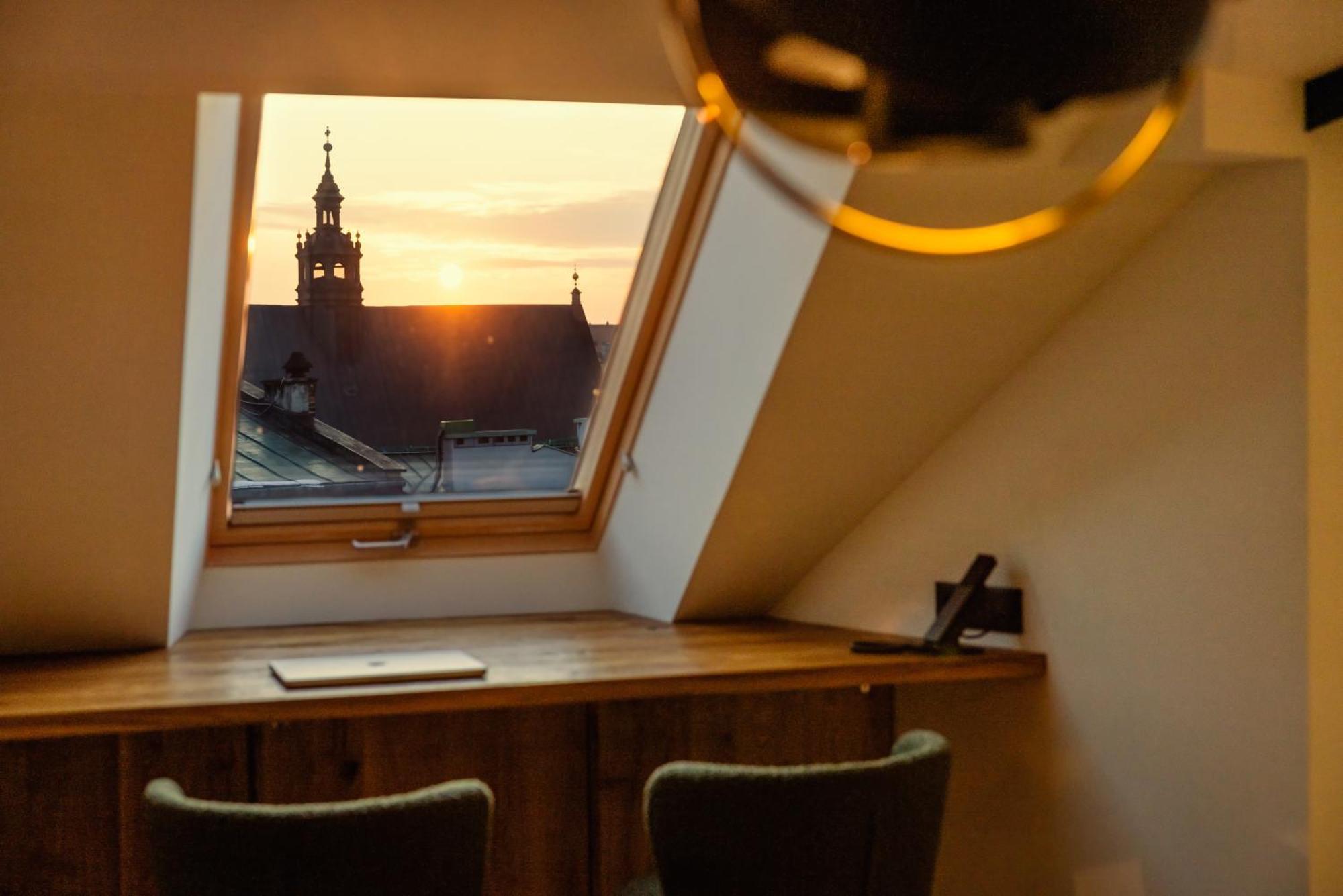Nomadic Urban Premium Suites Krasków Eksteriør bilde