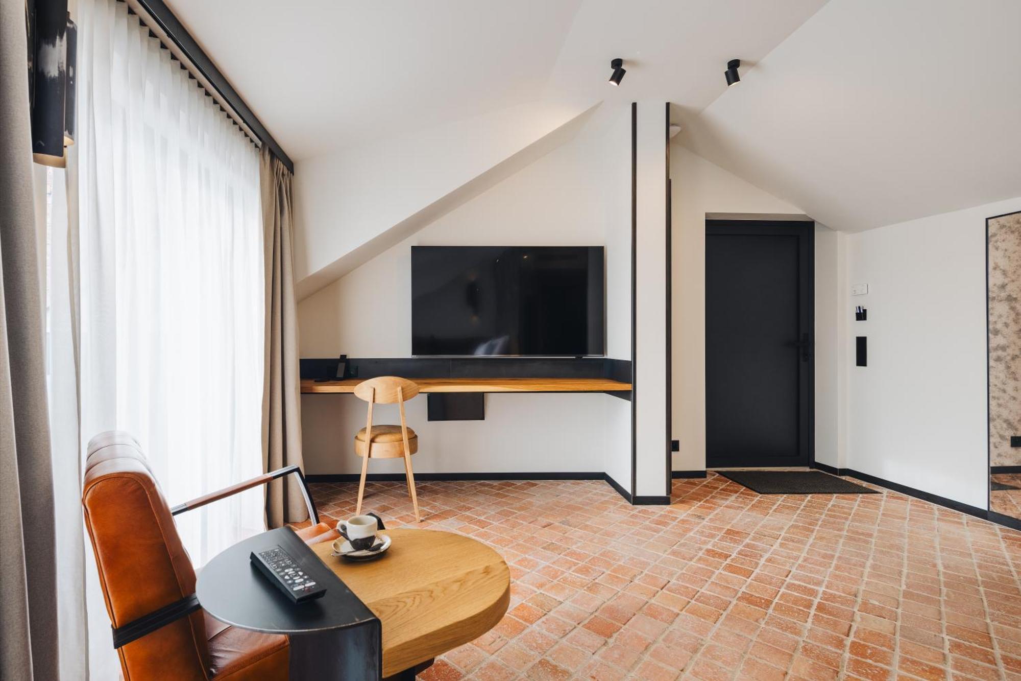Nomadic Urban Premium Suites Krasków Eksteriør bilde