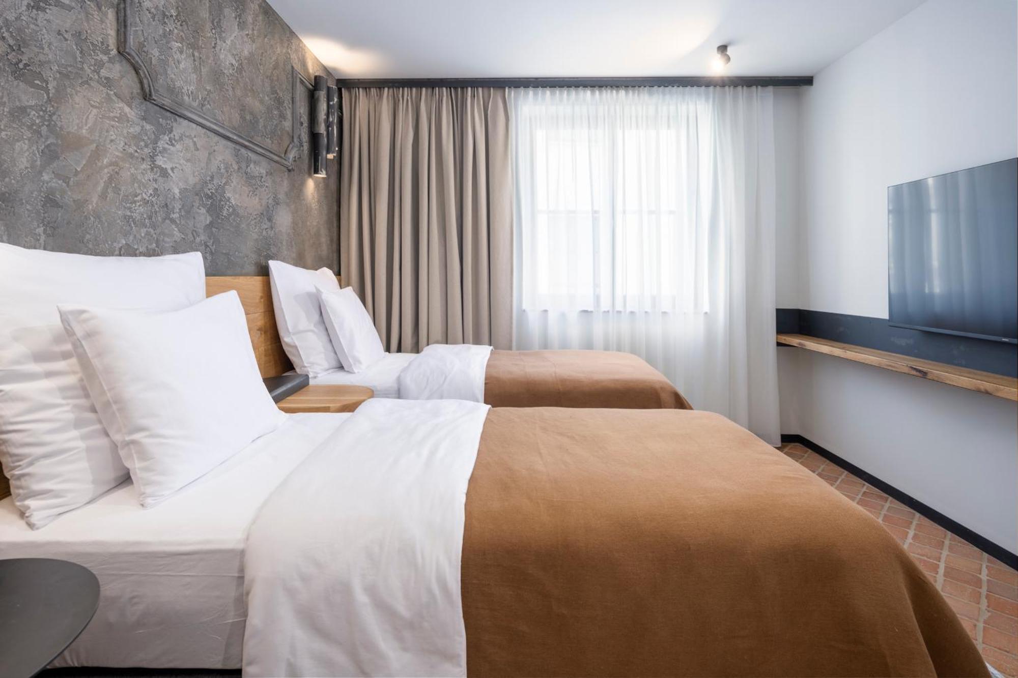 Nomadic Urban Premium Suites Krasków Eksteriør bilde