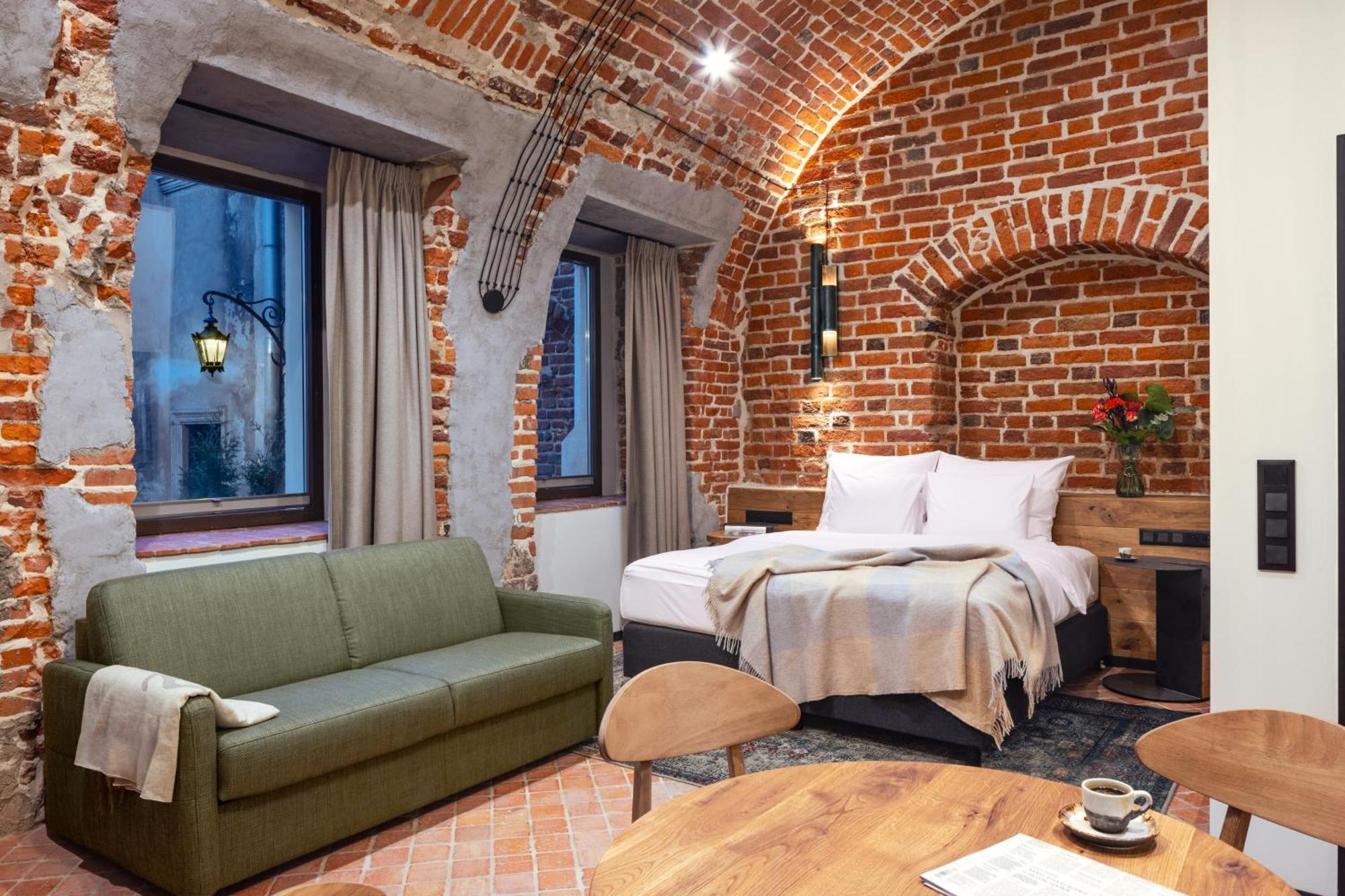 Nomadic Urban Premium Suites Krasków Eksteriør bilde