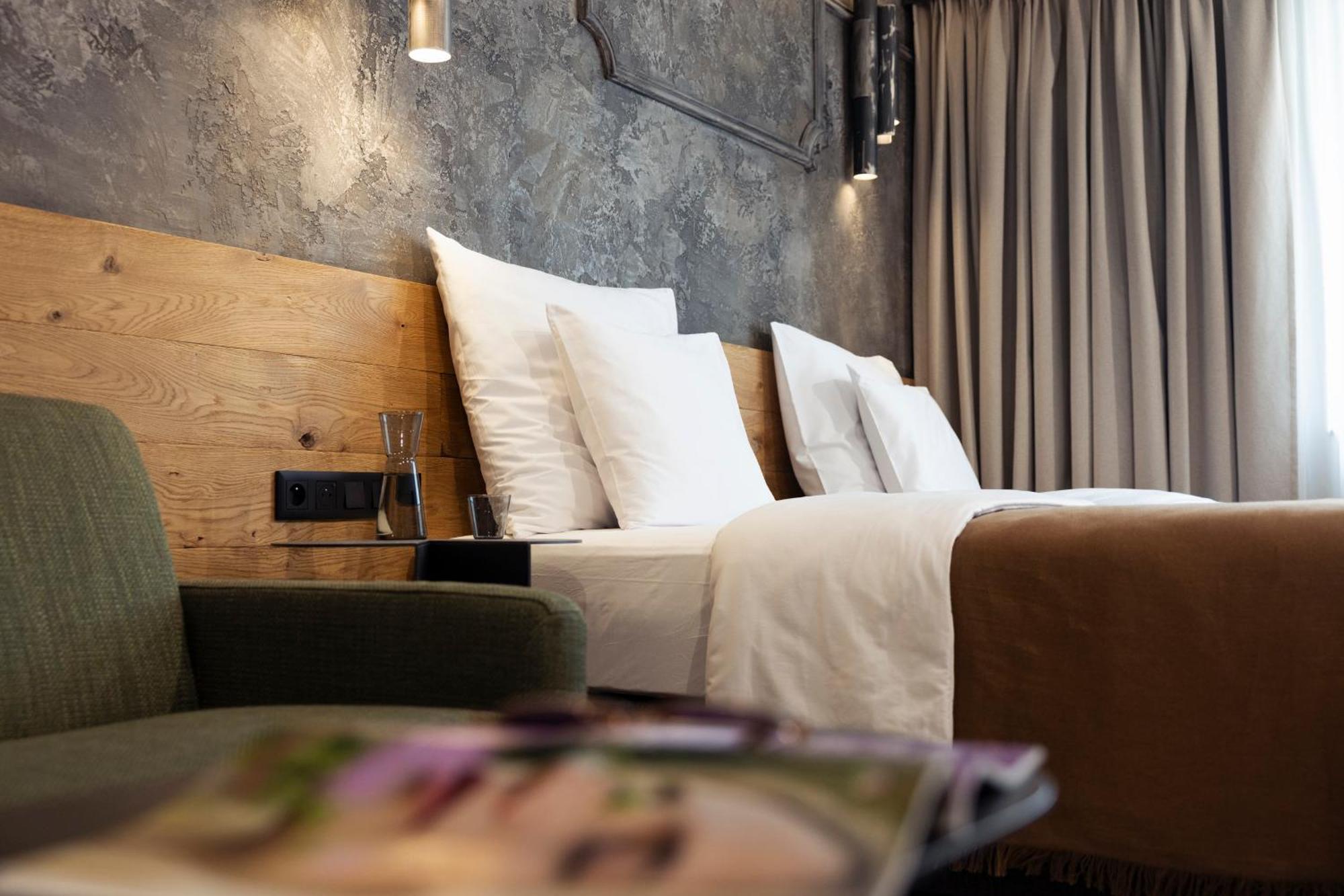 Nomadic Urban Premium Suites Krasków Eksteriør bilde