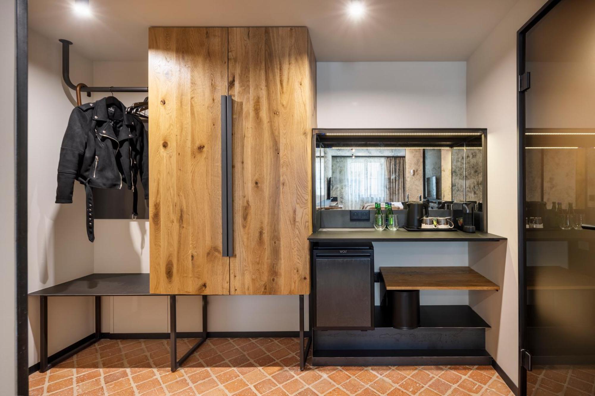 Nomadic Urban Premium Suites Krasków Eksteriør bilde