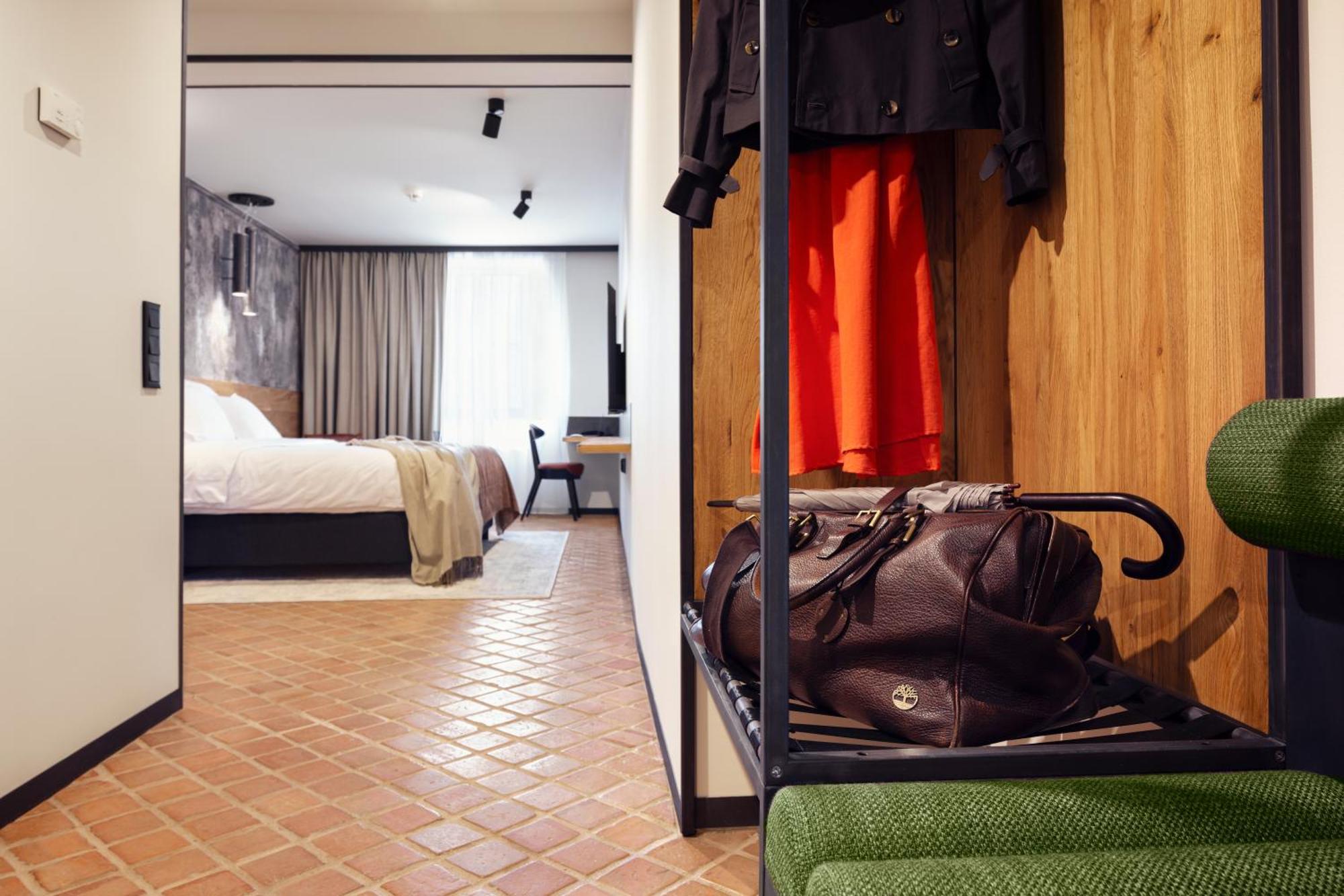 Nomadic Urban Premium Suites Krasków Eksteriør bilde